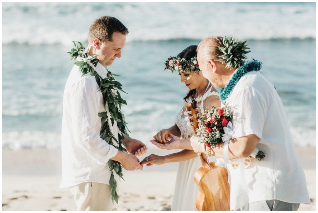 Maui Elopement Photographer Amy Jayne Photography couple getting married on the beach in Kapalua