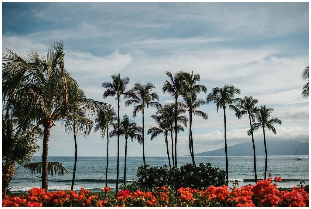 Hyatt Maui Wedding Photographer Amy Jayne Photographed the couple on their wedding day in this beautiful hotel