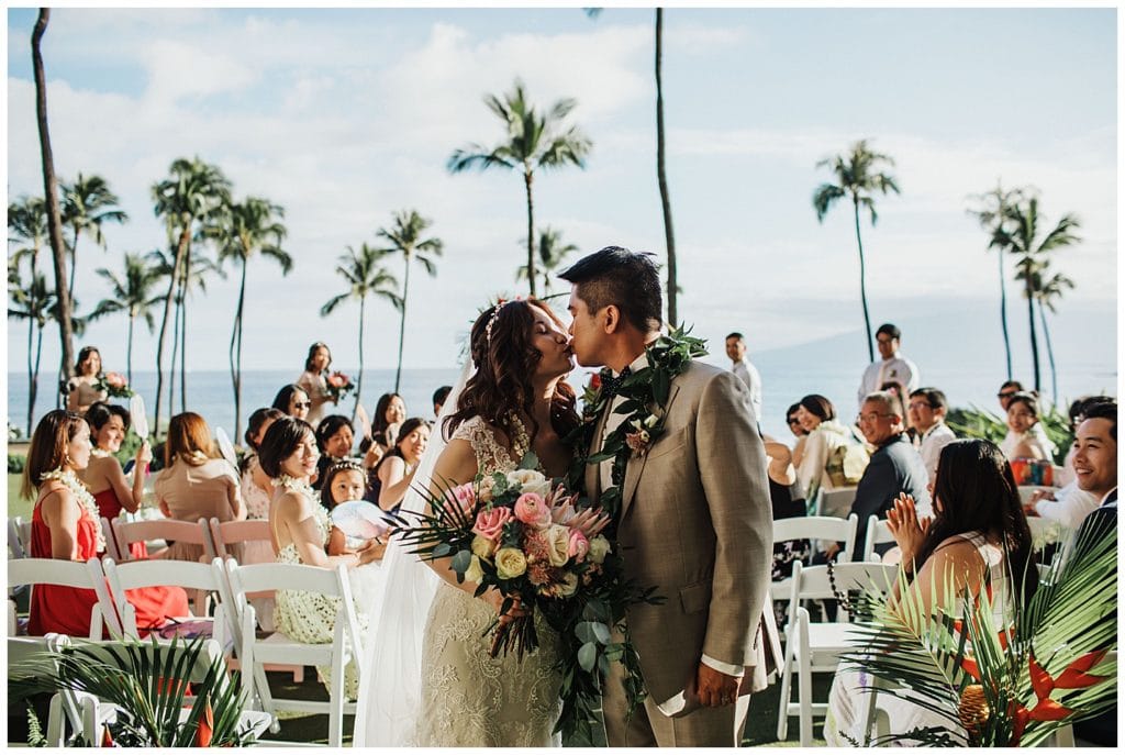 Hyatt Maui Wedding Photographer Amy Jayne Photographed the couple on their wedding day in this beautiful hotel