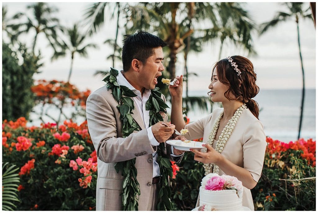 Hyatt Maui Wedding Photographer Amy Jayne Photographed the couple on their wedding day in this beautiful hotel