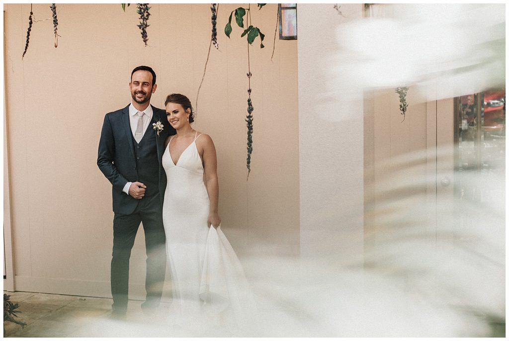 Kula Maui Wedding Photographer Amy Jayne pictures of the couple getting ready at a private venue