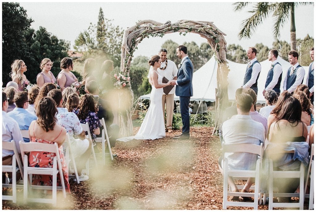 Kula Maui Wedding Photographer Amy Jayne pictures of the couple getting married at a private venue