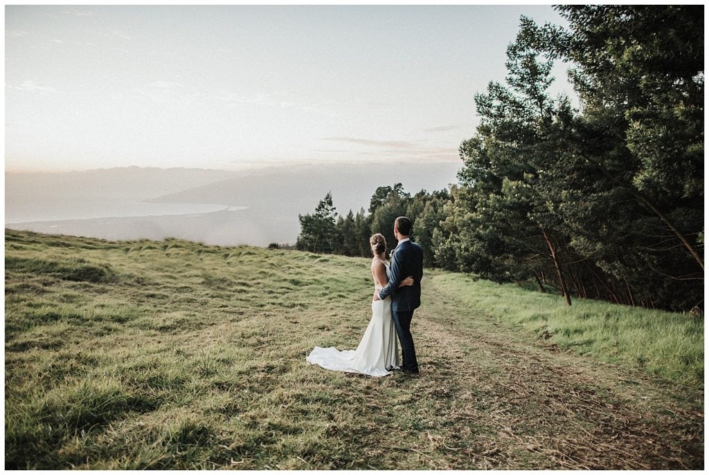 Kula Maui Wedding Photographer Amy Jayne pictures of the couple getting married at a private venue