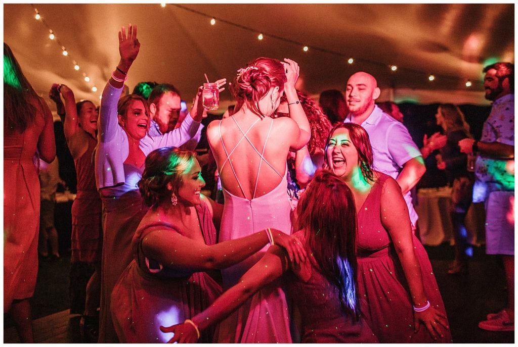 Kula Maui Wedding Photographer Amy Jayne pictures of the couple getting married at a private venue
