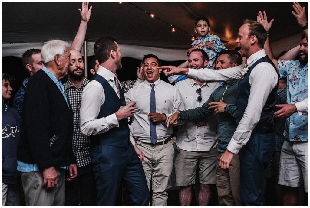 Kula Maui Wedding Photographer Amy Jayne pictures of the couple getting married at a private venue