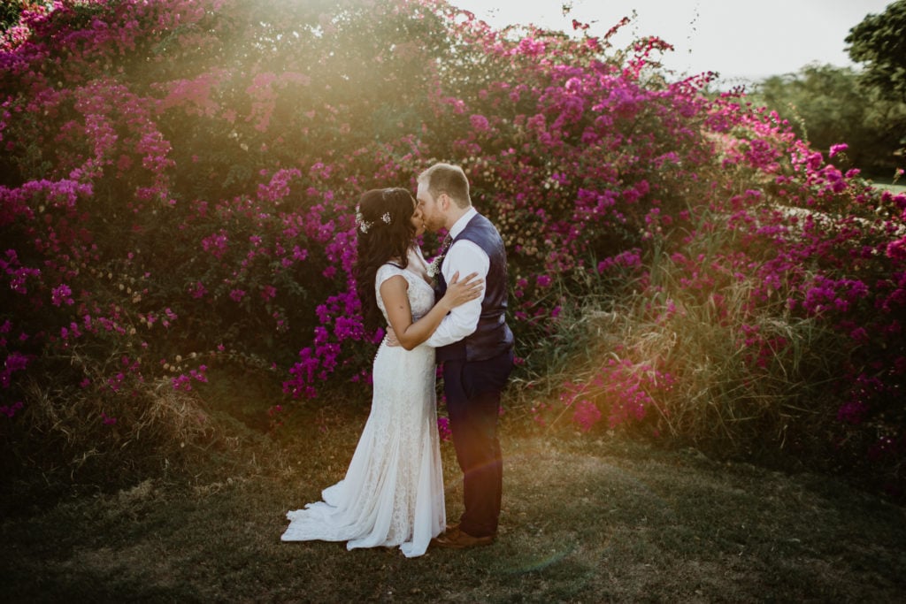 Maui Wedding Elopement couple kissing at Gannons restaurant