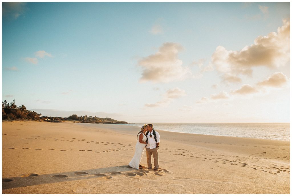 Molokai Wedding Photographer Amy Jayne Photos on the beach