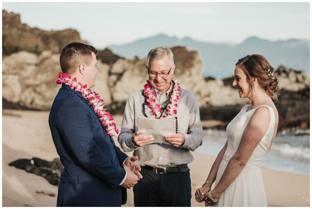 Maui Beach wedding photographer Amy Jayne Photography bride and groom getting married on the beach