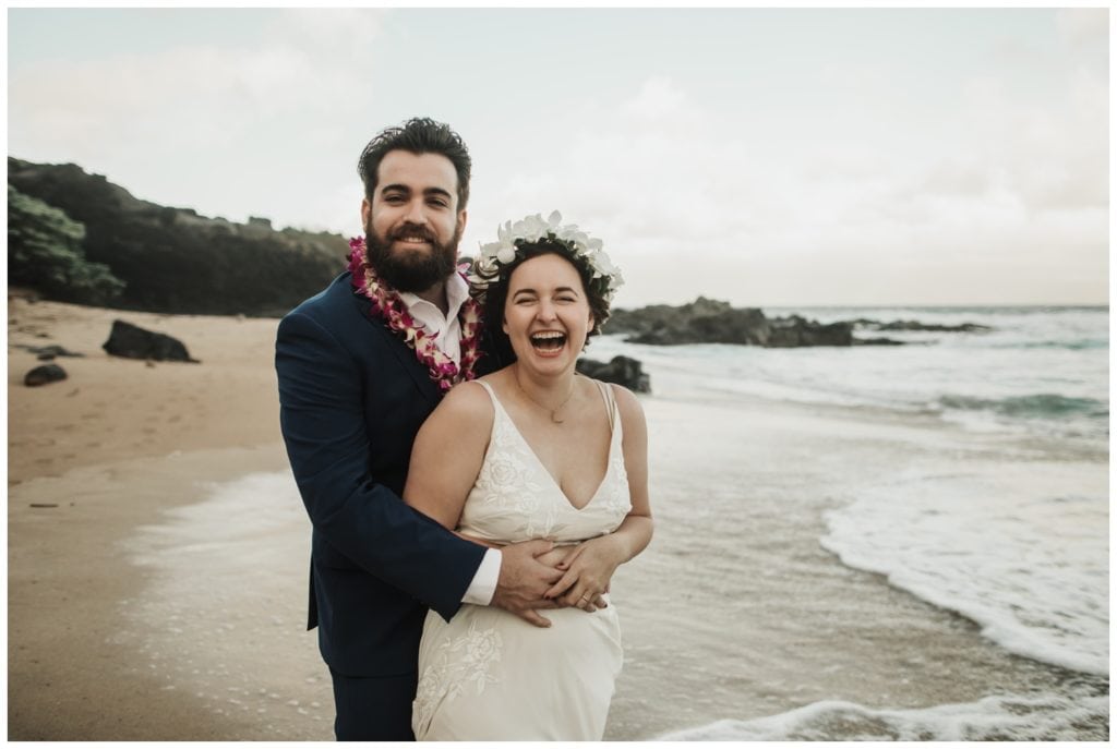 Hawaii Elopement on the beach Photographer Amy Jayne captured couple getting married on the beach