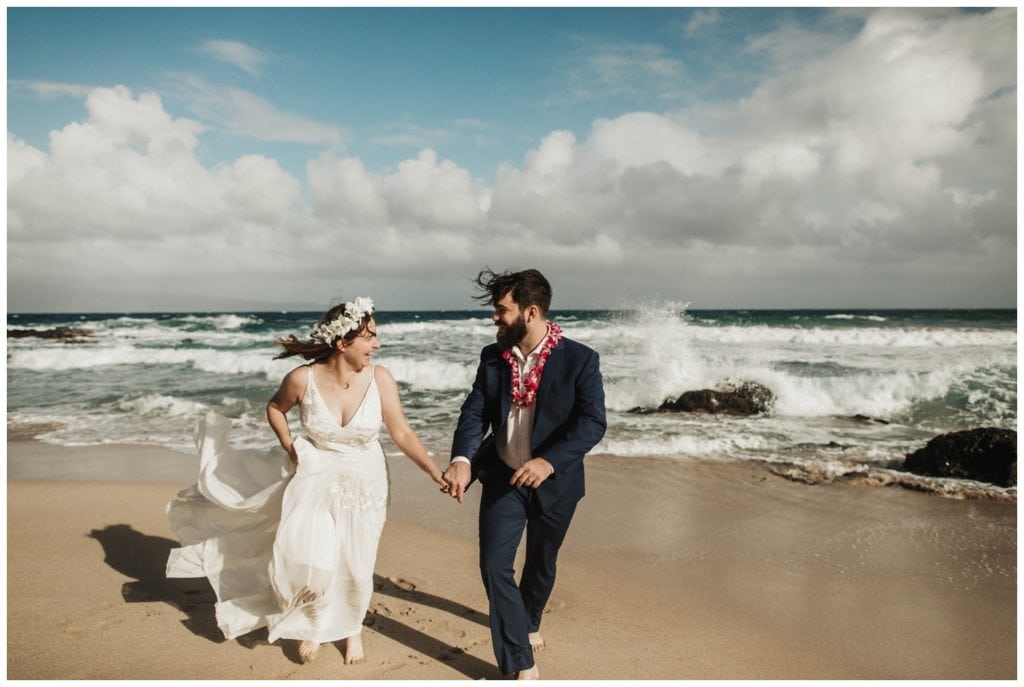 Hawaii Elopement on the beach Photographer Amy Jayne captured couple getting married on the beach