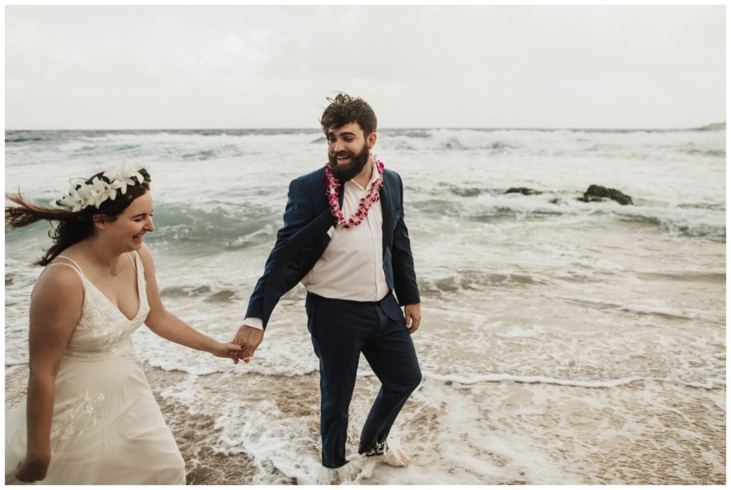 Hawaii Elopement on the beach Photographer Amy Jayne captured couple getting married on the beach