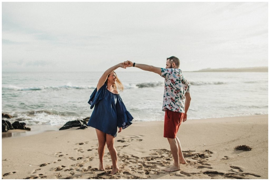 Anniversary Photos in Maui, Kapalua with Amy Jayne Photography couple on the beach and cliffs