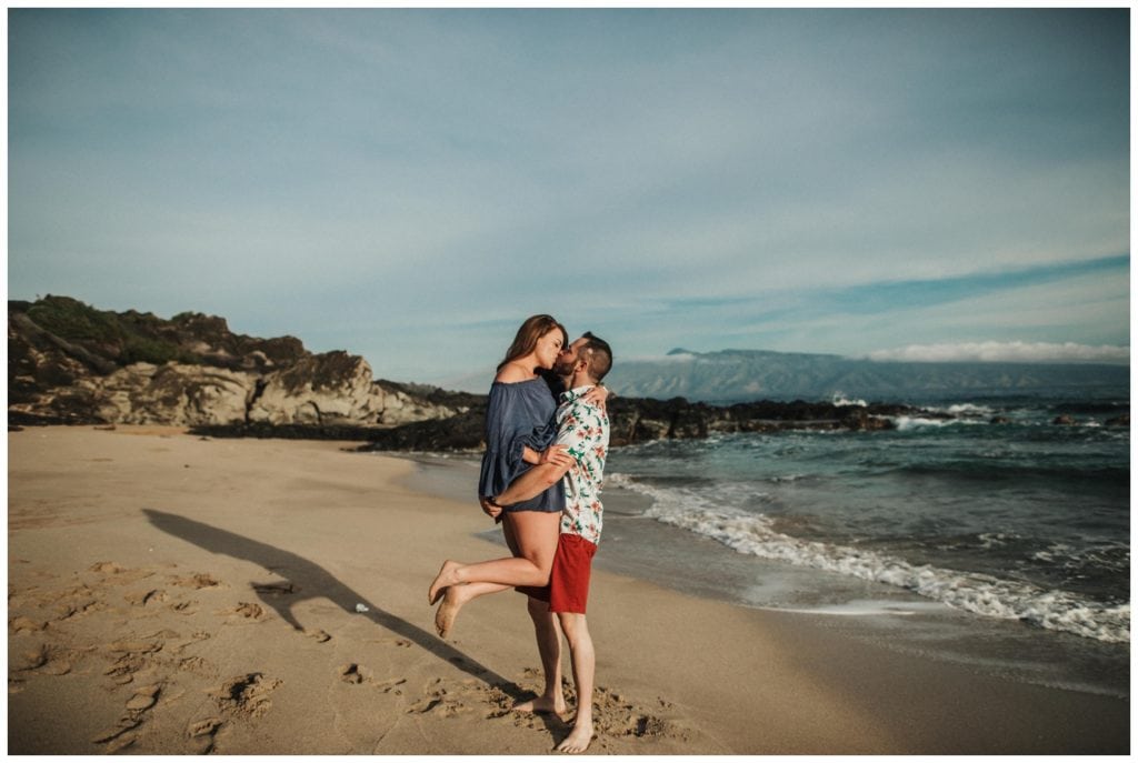 Anniversary Photos in Maui, Kapalua with Amy Jayne Photography couple on the beach and cliffs