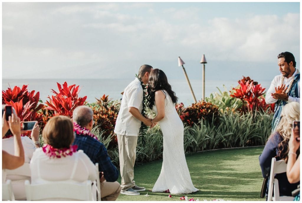 Royal Lahaina Resort Wedding Carlos and Kenya, Amy Jayne photography. Maui photographer Weddings.