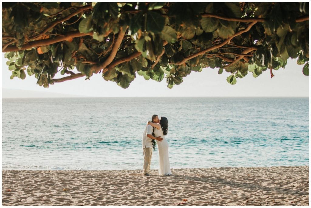 Royal Lahaina Resort Wedding Carlos and Kenya, Amy Jayne photography. Maui photographer Weddings.
