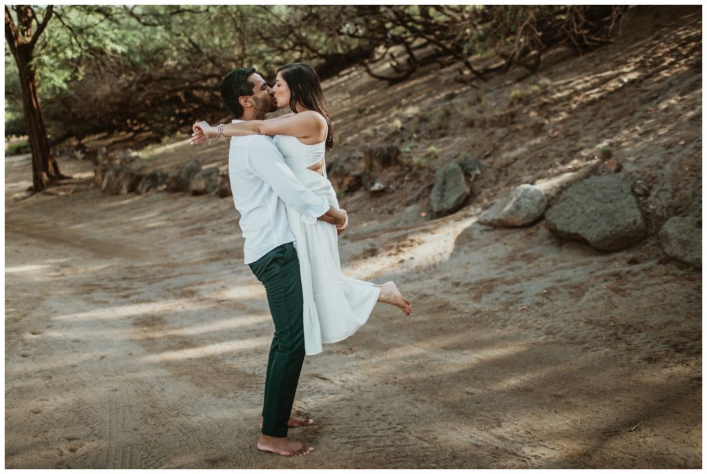 Romantic Honeymoon photography photographer in Lanai at the Four Seasons Hotel